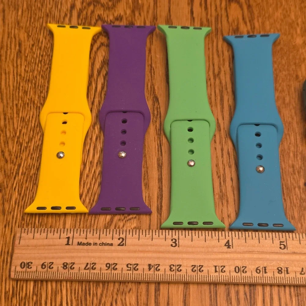 Apple Watch Accessory Bundle 4 Silicone Sport Bands & 7 Screen Protector Cases